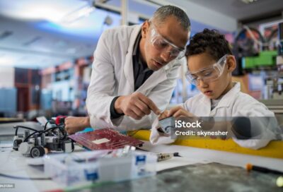 An Interactive, Hands-On Robotics Workshop